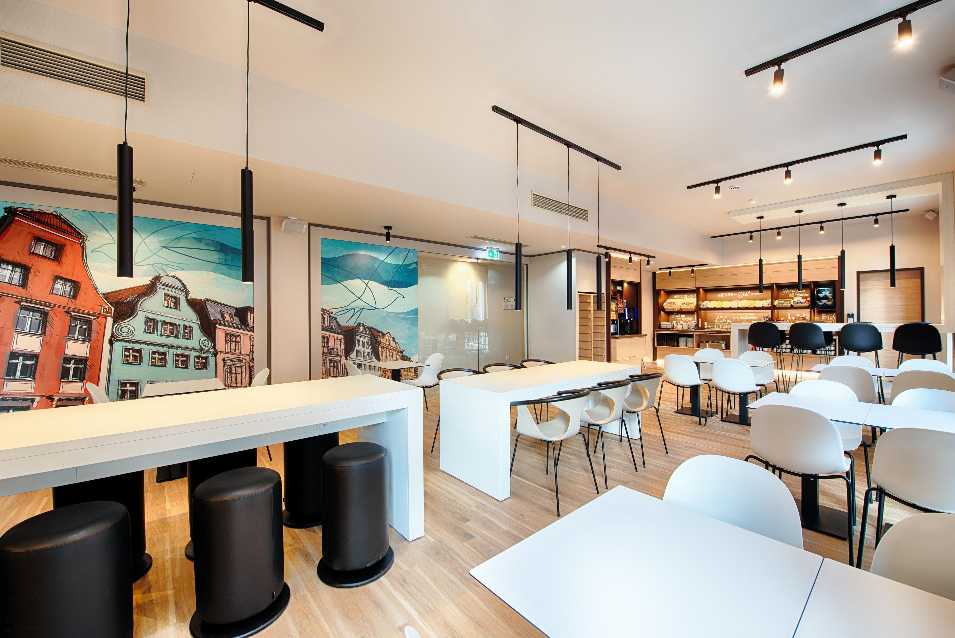 B&B Hotel Rostock City-West Экстерьер фото