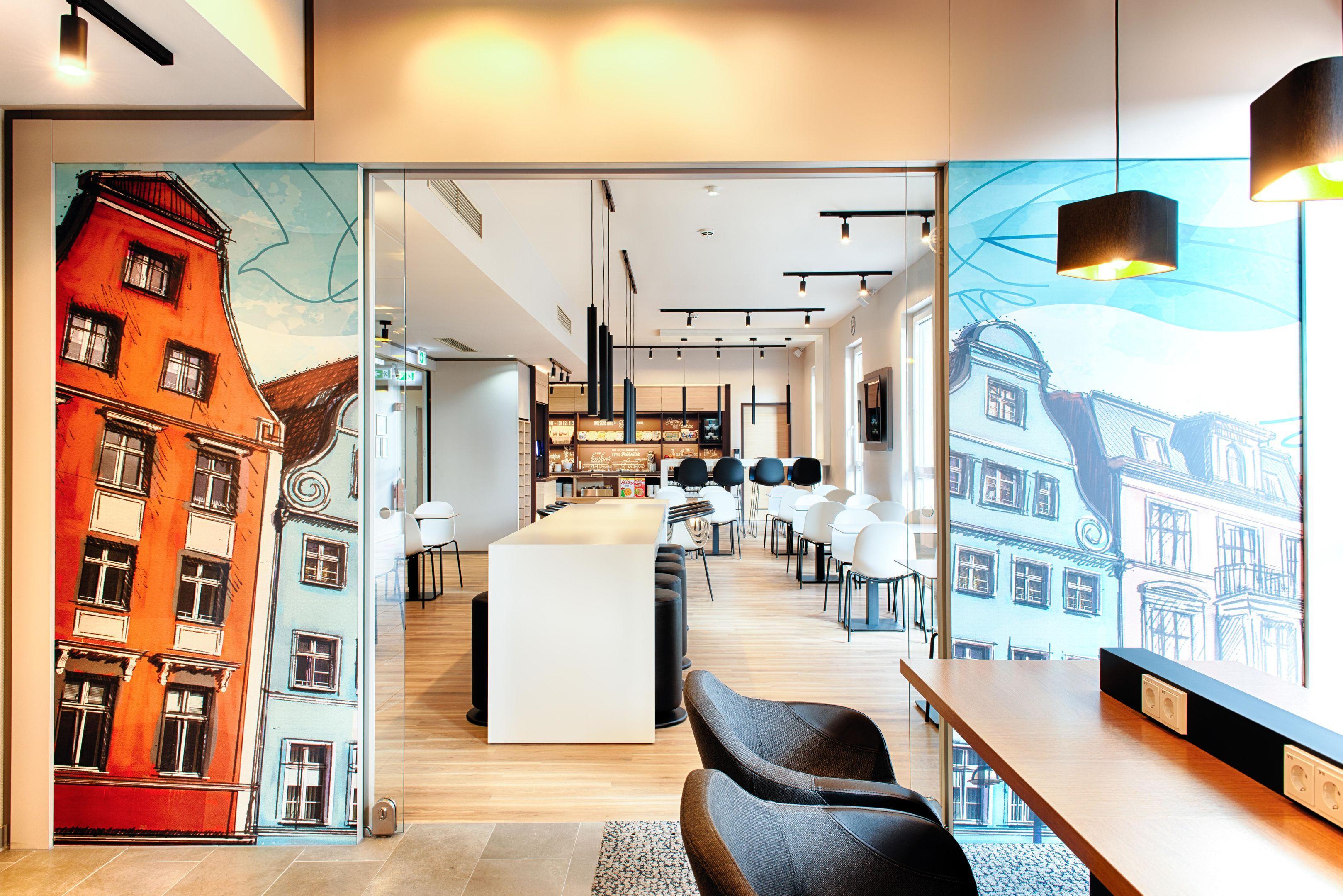 B&B Hotel Rostock City-West Экстерьер фото